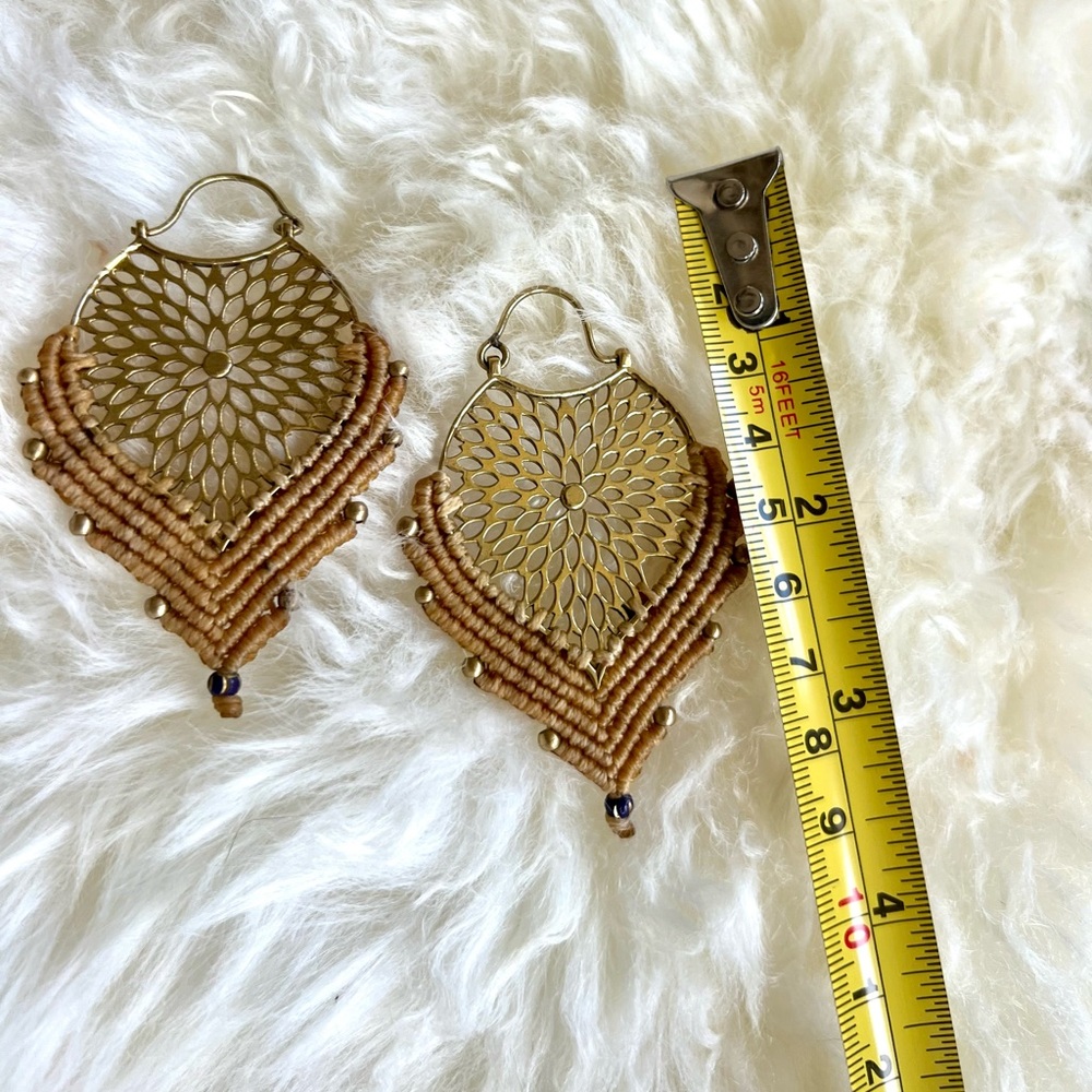 Artisan Handwoven HEMP & BRASS Mandala Boho Earrings - Picture 5 of 7